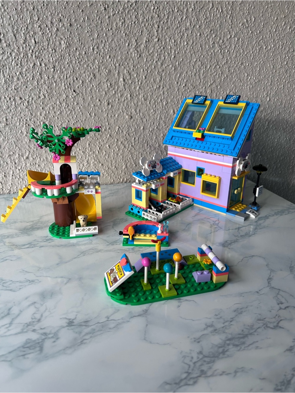 LEGO 41727 LEGO friends Dog Rescue Center used